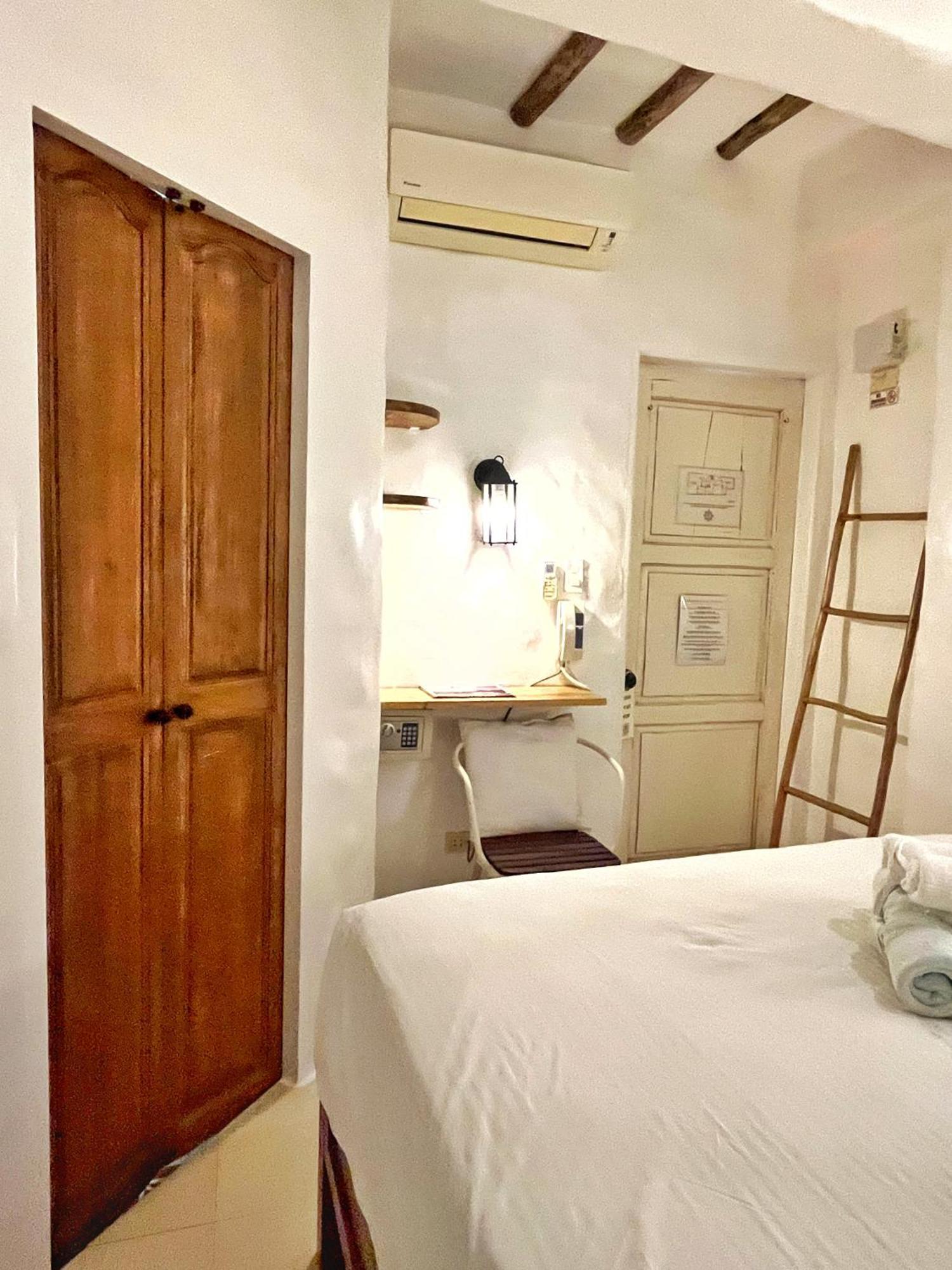 Lugar Bonito Hotel Balabag  Extérieur photo