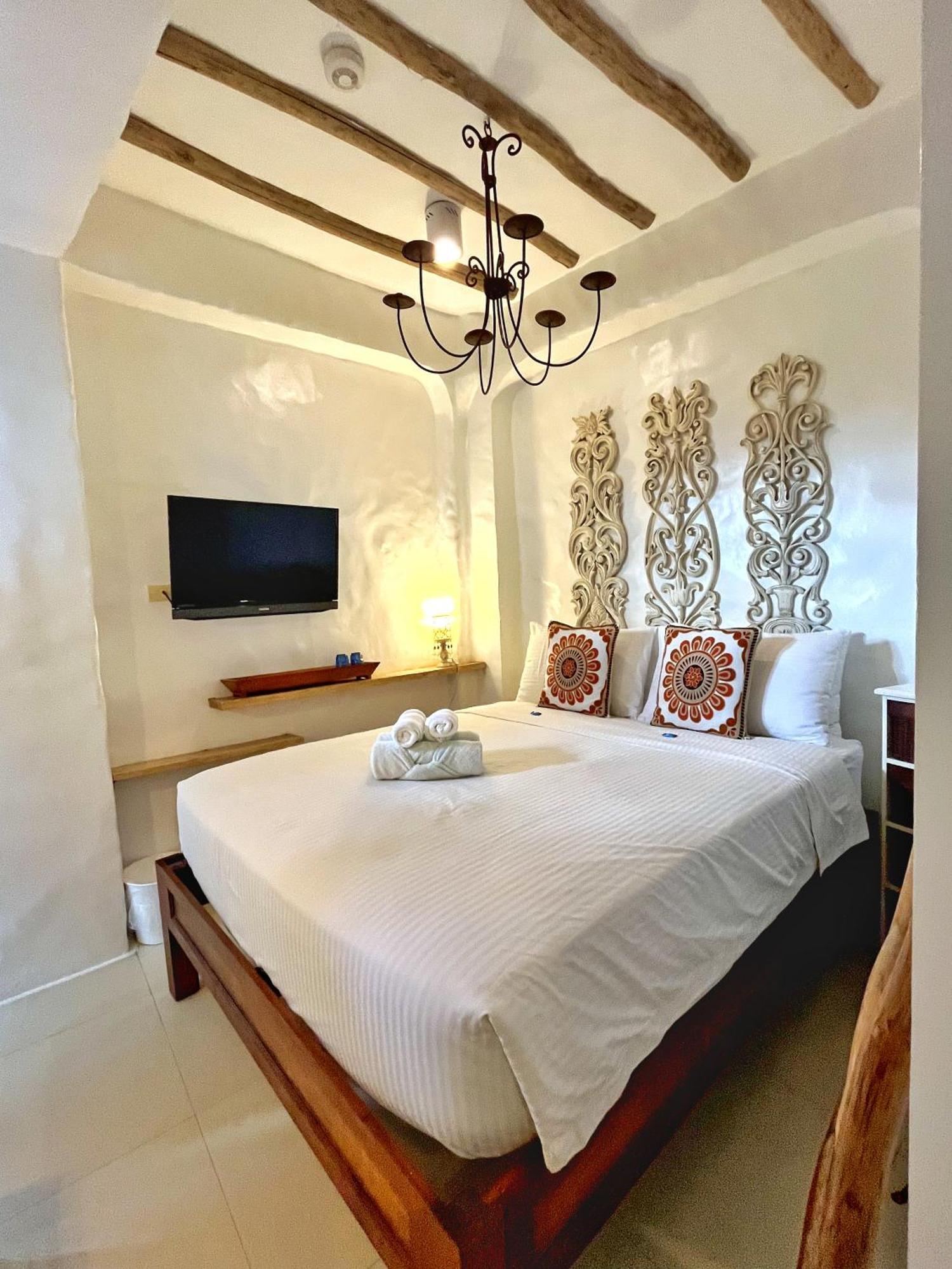 Lugar Bonito Hotel Balabag  Extérieur photo